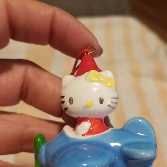 Hello Kitty Ceramic Christmas Ornament Collectable - Picture 9 of 9